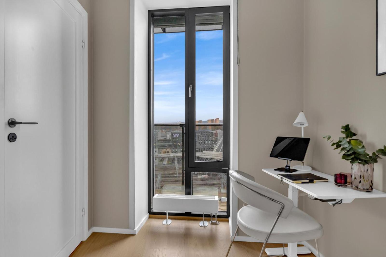 Eksklusiv Modern Barcode Apartment Осло Екстериор снимка