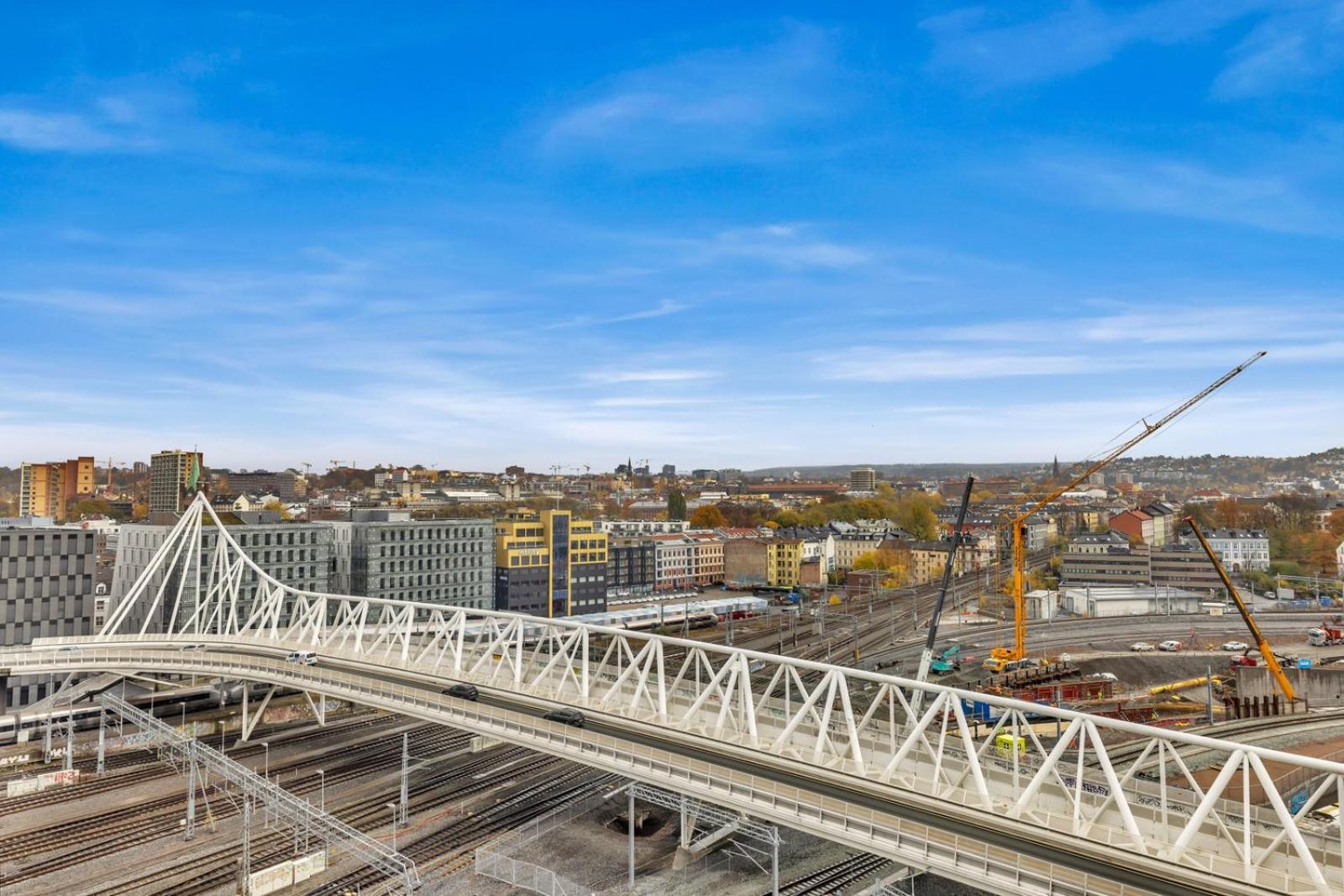 Eksklusiv Modern Barcode Apartment Осло Екстериор снимка